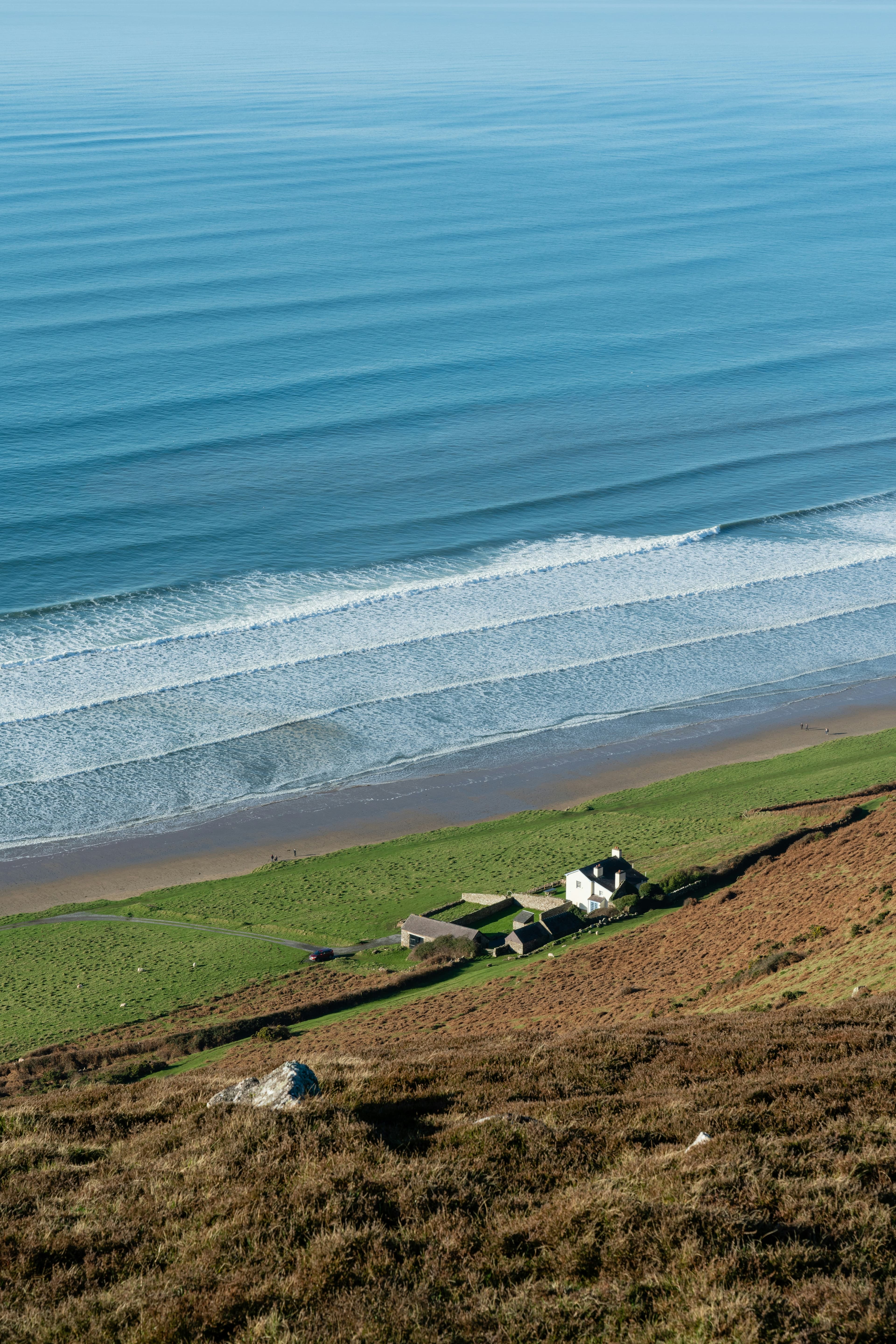 Surfing at Llangennith (Rhossili), Gales (Gower), United Kingdom