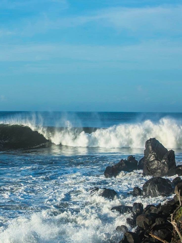 Surfing at Las Flores, San Miguel, El Salvador