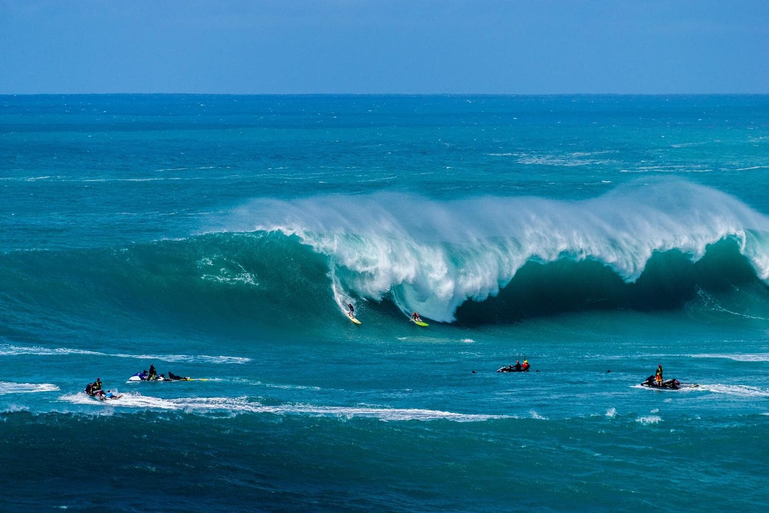 Surfing at Laniakea, Oahu (North Shore), USA